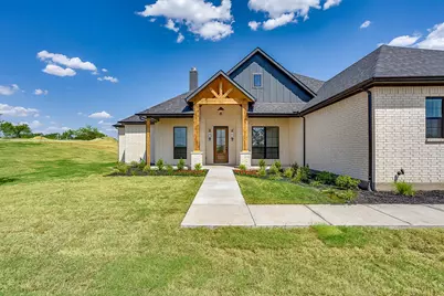 801 Zachary Michael Court, Springtown, TX 76082 - Photo 2