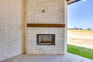 801 Zachary Michael Ct, Springtown, TX 76082 - Photo 28