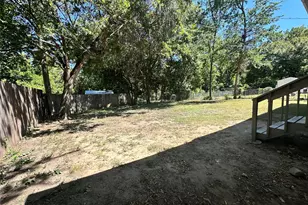 1213 S Lamar St, Weatherford, TX 76086 - Photo 12