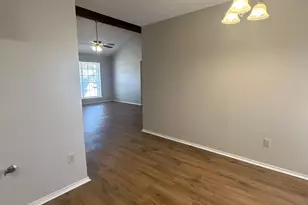 441 Signal Hill Ct N, Fort Worth, TX 76112 - Photo 14