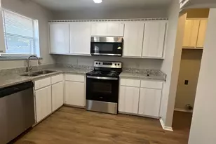 441 Signal Hill Ct N, Fort Worth, TX 76112 - Photo 16