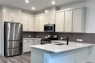 609 Friendswood Dr, Plano, TX 75075 - Photo 4