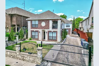 2411 Knight, Dallas, TX 75219 - Photo 2