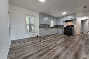 558 Harrison Ln, Hurst, TX 76053 - Photo 8