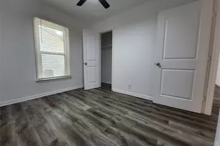 558 Harrison Ln, Hurst, TX 76053 - Photo 16
