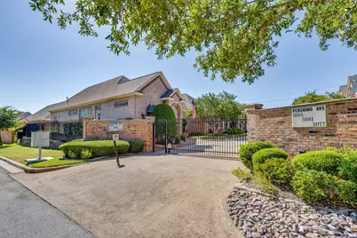 5065 Pershing Avenue, Fort Worth, TX 76107 - Photo 2