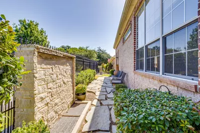5065 Pershing Avenue, Fort Worth, TX 76107 - Photo 40