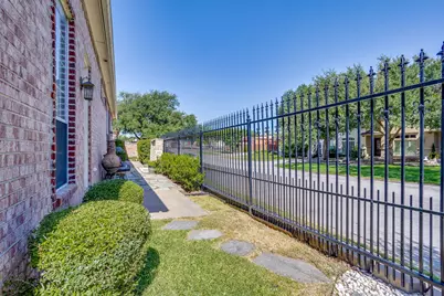5065 Pershing Avenue, Fort Worth, TX 76107 - Photo 38