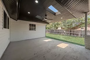 2017 Canterbury St, Irving, TX 75062 - Photo 22