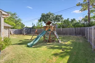 10357 Fallen Leaf Dr, Waco, TX 76712 - Photo 32