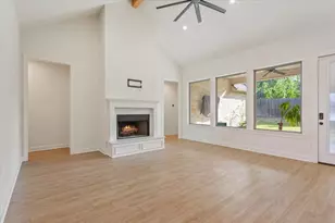 10357 Fallen Leaf Dr, Waco, TX 76712 - Photo 4