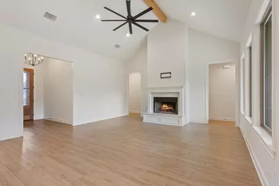 10357 Fallen Leaf Drive, Waco, TX 76712 - Photo 6