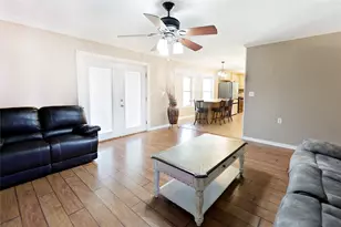 251 Alicia St, Bowie, TX 76230 - Photo 10