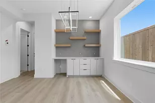 1710 Toronto St, Dallas, TX 75212 - Photo 10