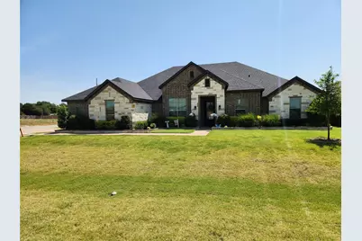 1000 Nogalito Avenue, Crowley, TX 76036 - Photo 1