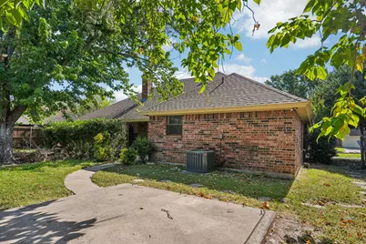 5629 Puerto Vallarta Drive, North Richland Hills, TX 76180 - Photo 32