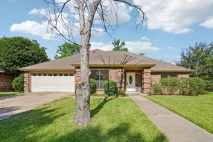 5629 Puerto Vallarta Dr, North Richland Hills, TX 76180 - Photo 1