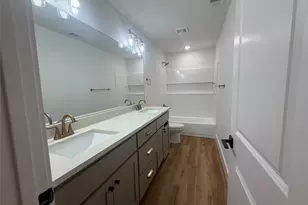 905 E 10th St, Bonham, TX 75418 - Photo 16