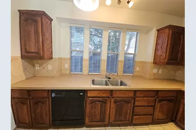 10945 Hawks Landing Road, Fort Worth, TX 76052 - Photo 6