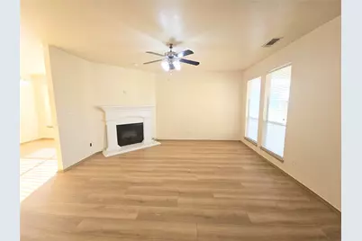 10945 Hawks Landing Road, Fort Worth, TX 76052 - Photo 6