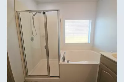 10945 Hawks Landing Road, Fort Worth, TX 76052 - Photo 16