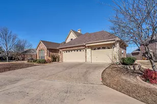 350 Pine Valley Dr, Fairview, TX 75069 - Photo 1