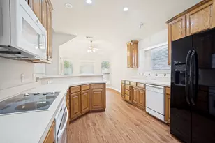 110 Bluebonnet Cir, Justin, TX 76247 - Photo 2