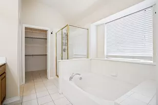 110 Bluebonnet Cir, Justin, TX 76247 - Photo 16