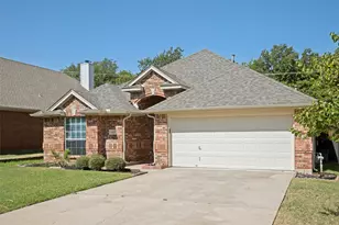 110 Bluebonnet Cir, Justin, TX 76247 - Photo 1