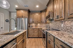 1819 W Belt Line Rd, Cedar Hill, TX 75104 - Photo 16