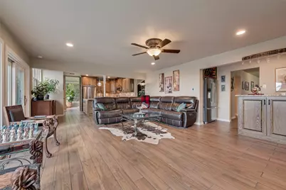 1819 W Belt Line Road, Cedar Hill, TX 75104 - Photo 12