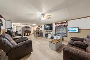 139 N 4th St, Axtell, TX 76624 - Photo 6