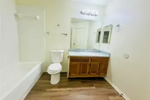 10311 Budtime Ln, Dallas, TX 75217 - Photo 10