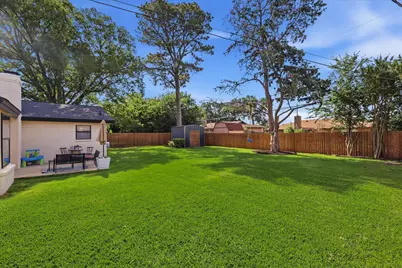 217 E Louella Drive, Hurst, TX 76054 - Photo 26