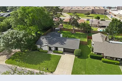 217 E Louella Drive, Hurst, TX 76054 - Photo 30
