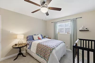 217 E Louella Drive, Hurst, TX 76054 - Photo 18
