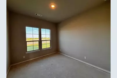 157 Big Sky Road, Decatur, TX 76234 - Photo 4
