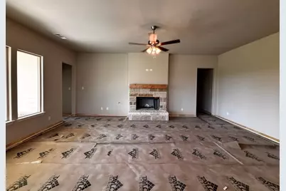 157 Big Sky Road, Decatur, TX 76234 - Photo 4