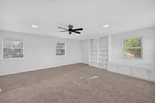 1902 Alamo Dr, Arlington, TX 76012 - Photo 20