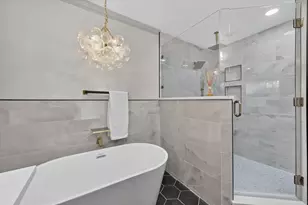 1902 Alamo Dr, Arlington, TX 76012 - Photo 14