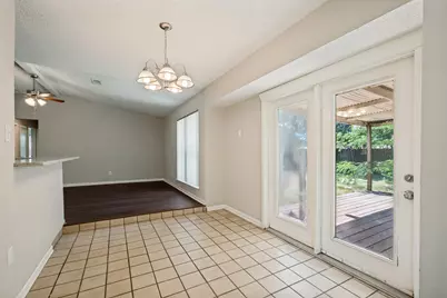 204 E Cunningham Avenue, Crowley, TX 76036 - Photo 12