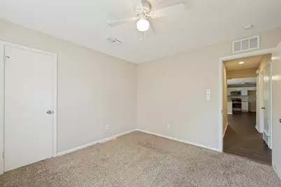 204 E Cunningham Avenue, Crowley, TX 76036 - Photo 18