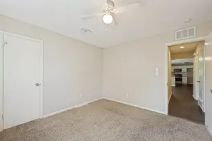 204 E Cunningham Ave, Crowley, TX 76036 - Photo 18