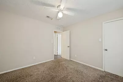 204 E Cunningham Avenue, Crowley, TX 76036 - Photo 20