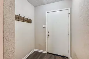 204 E Cunningham Ave, Crowley, TX 76036 - Photo 4