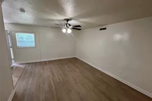 5313 Preston Trail, Garland, TX 75043 - Photo 6