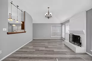 6318 Brookcrest Dr, Arlington, TX 76018 - Photo 10