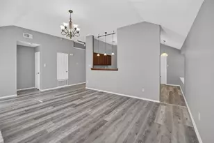 6318 Brookcrest Dr, Arlington, TX 76018 - Photo 8