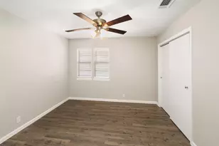 110 Meadowood Rd, Enchanted Oaks, TX 75156 - Photo 16