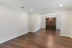 2724 Glen Forest Ln, Plano, TX 75023 - Photo 6